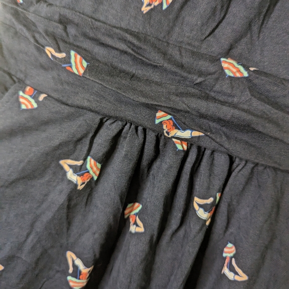 Boden Margot Sheath Dress In Navy Blue Jersey Scattered Sunbathers Scoop Neck 6P - Picture 2 of 6